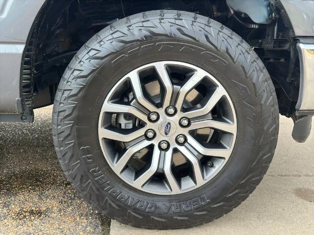 2022 Ford F-150 LARIAT 4WD SuperCrew 5.5' Box