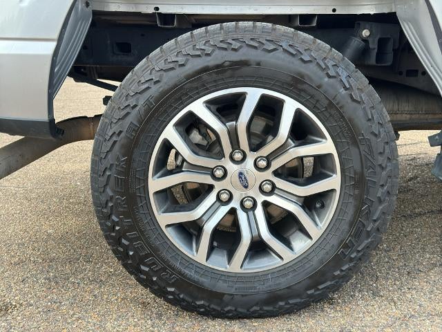 2021 Ford F-150 LARIAT 4WD SuperCrew 5.5' Box