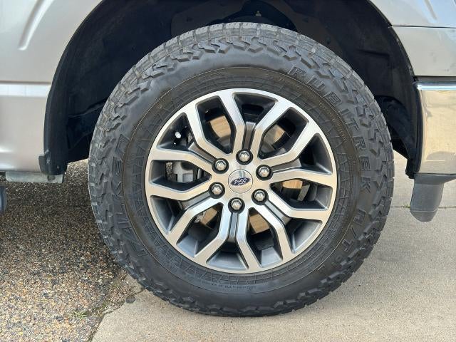 2021 Ford F-150 LARIAT 4WD SuperCrew 5.5' Box