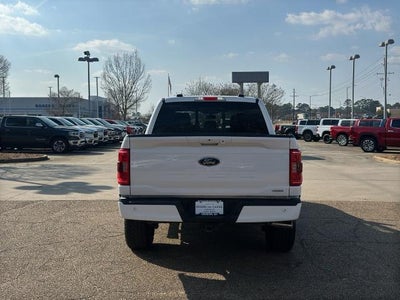 2022 Ford F-150 XLT 4WD SuperCrew 5.5' Box