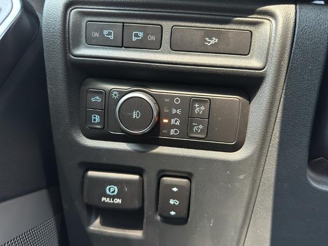 2022 Ford F-150 Platinum 4WD SuperCrew 5.5' Box