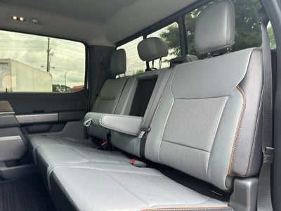 2024 Ford F-150 LARIAT 4WD SuperCrew 5.5' Box