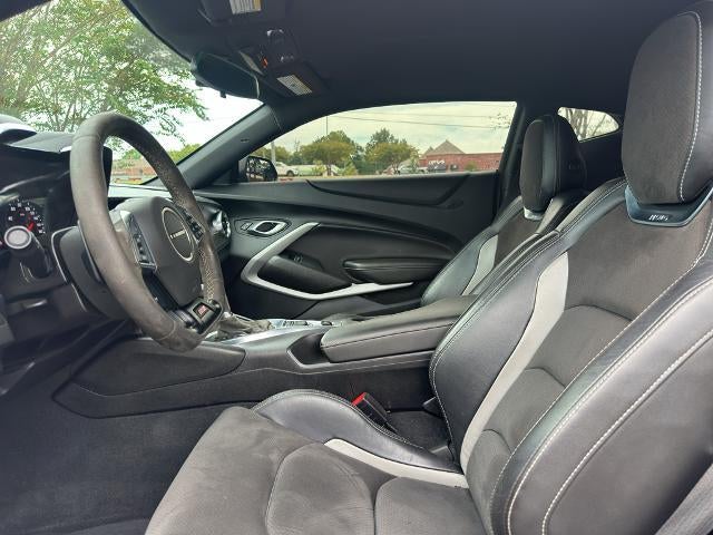 2022 Chevrolet Camaro 2dr Coupe 1SS