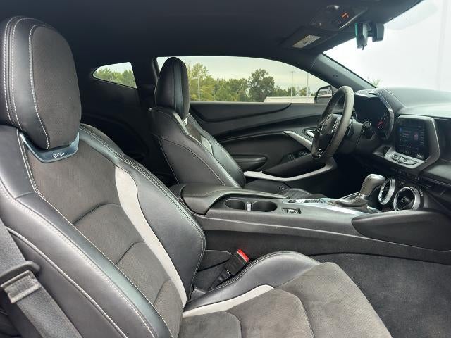 2022 Chevrolet Camaro 2dr Coupe 1SS