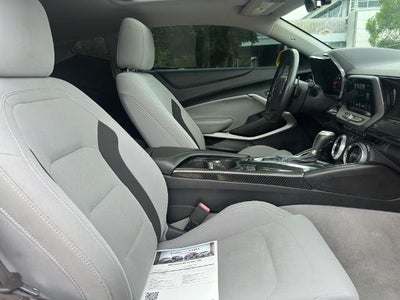 2017 Chevrolet Camaro 2dr Coupe 1SS