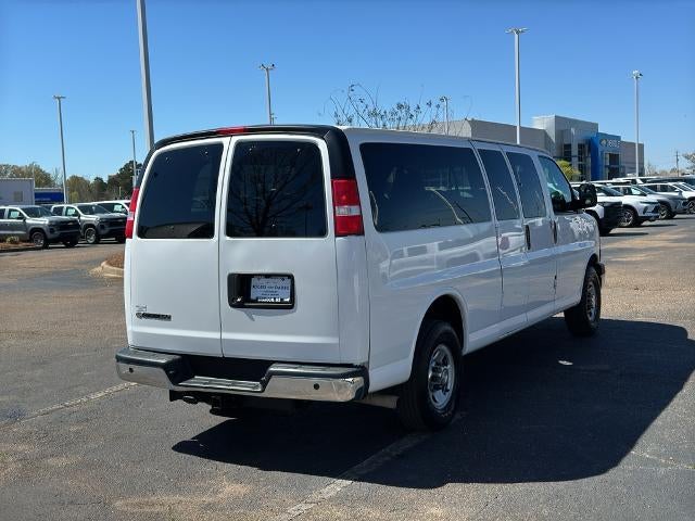 2021 Chevrolet Express Passenger 3500 Extended Wheelbase Rear-Wheel Drive 1LT