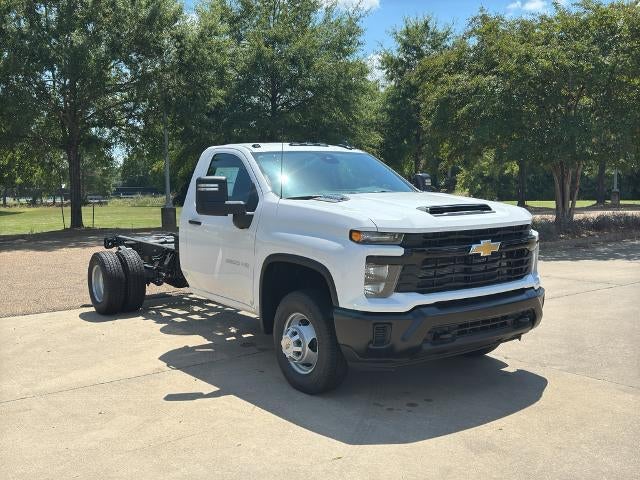 2025 Chevrolet Silverado 3500 HD Chassis Cab Work Truck