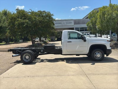 2025 Chevrolet Silverado 3500 HD Chassis Cab Work Truck