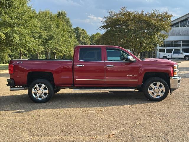 2019 Chevrolet Silverado 2500 HD Crew Cab Standard Box 4-Wheel Drive LTZ