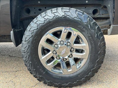 2015 Chevrolet Silverado 2500HD Built After Aug 14 Crew Cab Standard Box 4-Wheel Drive LTZ
