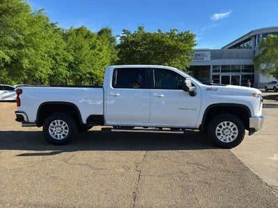 2023 Chevrolet Silverado 2500 HD Crew Cab Standard Box 4-Wheel Drive LT