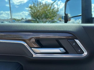 2026 Chevrolet Silverado 2500 HD Crew Cab Standard Box 4-Wheel Drive LT