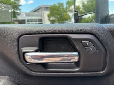 2022 Chevrolet Silverado 2500 HD Crew Cab Standard Box 4-Wheel Drive Custom