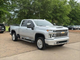 2022 Chevrolet Silverado 2500 HD Crew Cab Standard Box 4-Wheel Drive High Country