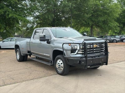 2024 Chevrolet Silverado 3500 HD Crew Cab Long Box 4-Wheel Drive High Country