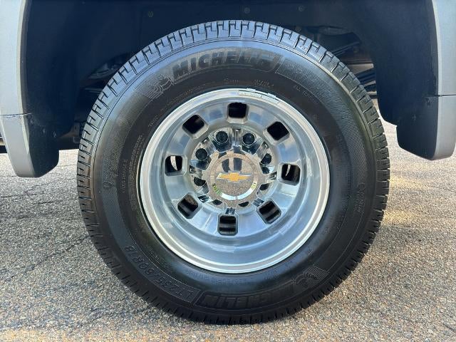 2024 Chevrolet Silverado 3500 HD Crew Cab Long Box 4-Wheel Drive High Country