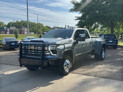 2024 Chevrolet Silverado 3500 HD Crew Cab Long Box 4-Wheel Drive High Country