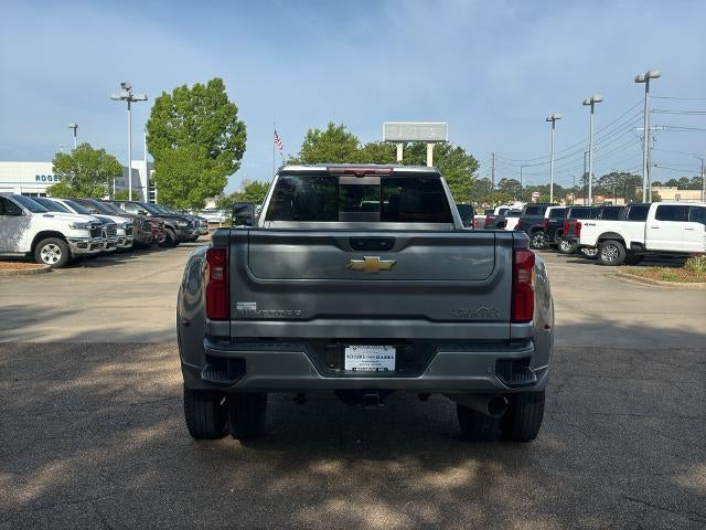 2024 Chevrolet Silverado 3500 HD Crew Cab Long Box 4-Wheel Drive High Country