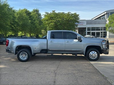 2024 Chevrolet Silverado 3500 HD Crew Cab Long Box 4-Wheel Drive High Country