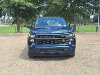 2022 Chevrolet Silverado 1500 Crew Cab Short Box 2-Wheel Drive Custom