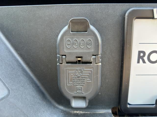 2022 Chevrolet Silverado 1500 Crew Cab Short Box 2-Wheel Drive Custom