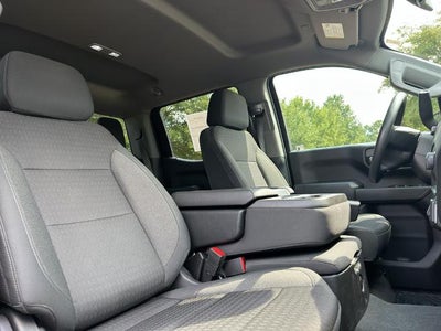 2022 Chevrolet Silverado 1500 Crew Cab Short Box 2-Wheel Drive Custom