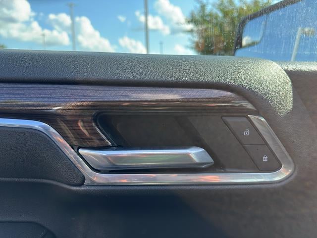 2023 Chevrolet Silverado 1500 Crew Cab Short Box 4-Wheel Drive LT 1LT