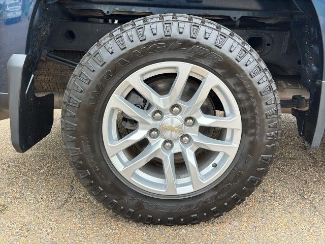 2022 Chevrolet Silverado 1500 Crew Cab Short Box 4-Wheel Drive LT 2FL