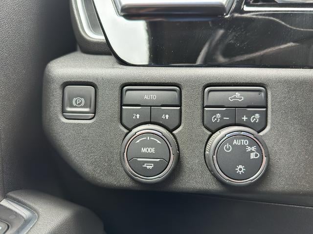 2022 Chevrolet Silverado 1500 Crew Cab Short Box 4-Wheel Drive LT 2FL