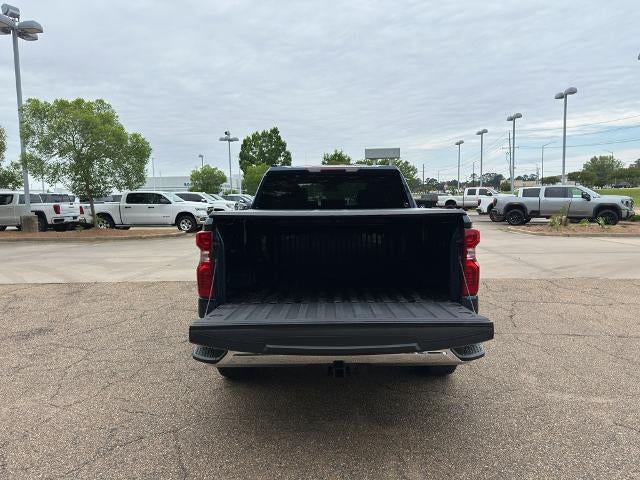 2022 Chevrolet Silverado 1500 Crew Cab Short Box 4-Wheel Drive LT 2FL