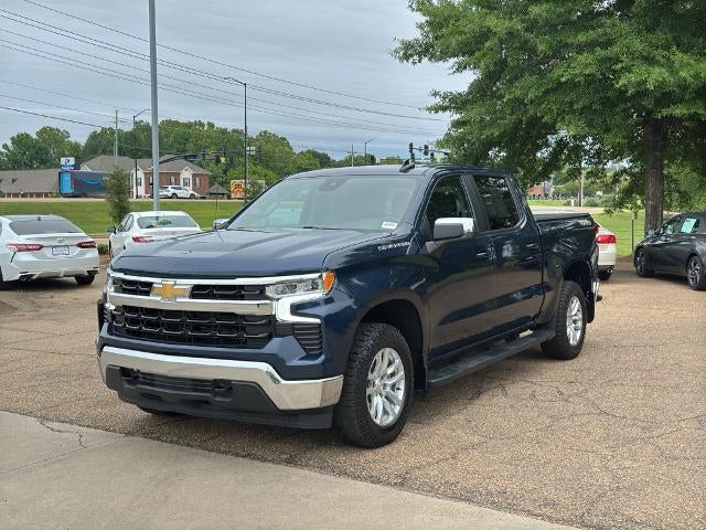2022 Chevrolet Silverado 1500 Crew Cab Short Box 4-Wheel Drive LT 2FL