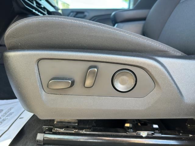 2026 Chevrolet Colorado Crew Cab Short Box 4-Wheel Drive Work Truck