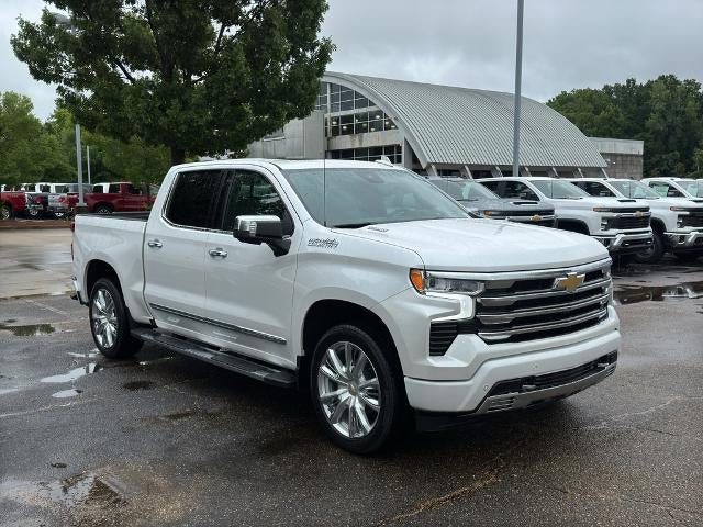2023 Chevrolet Silverado 1500 Crew Cab Short Box 4-Wheel Drive High Country