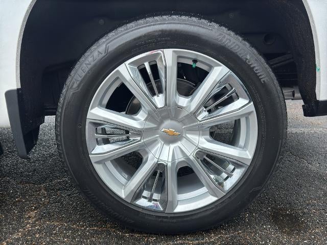 2023 Chevrolet Silverado 1500 Crew Cab Short Box 4-Wheel Drive High Country