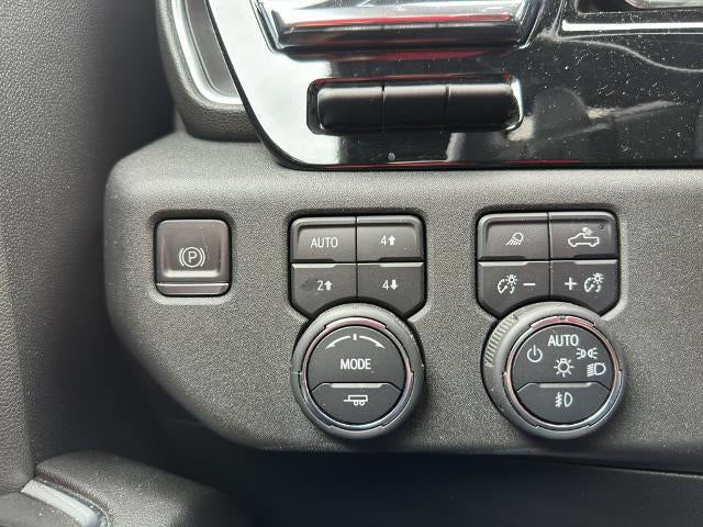 2023 Chevrolet Silverado 1500 Crew Cab Short Box 4-Wheel Drive High Country