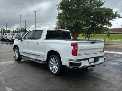 2023 Chevrolet Silverado 1500 Crew Cab Short Box 4-Wheel Drive High Country