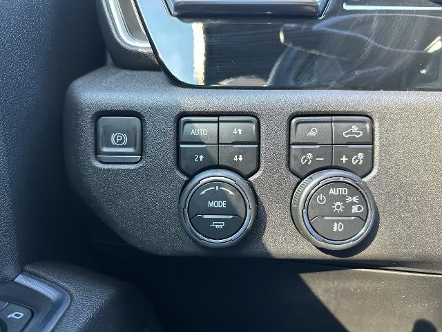 2023 Chevrolet Silverado 1500 Crew Cab Short Box 4-Wheel Drive High Country