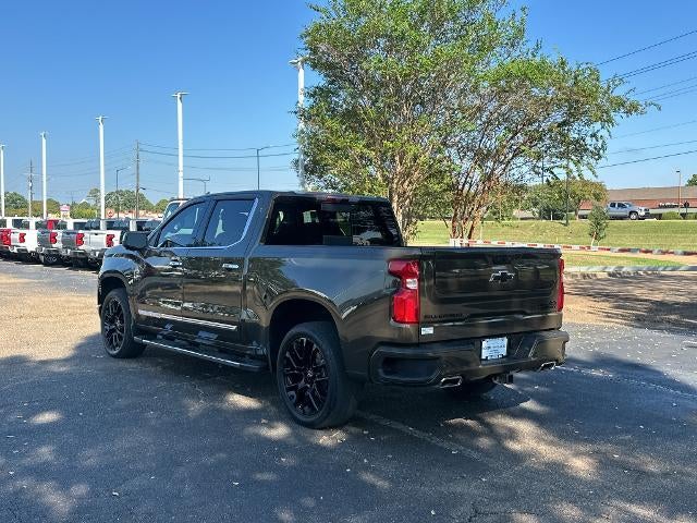 2023 Chevrolet Silverado 1500 Crew Cab Short Box 4-Wheel Drive High Country