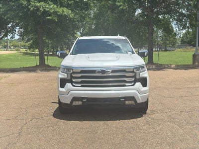 2023 Chevrolet Silverado 1500 Crew Cab Short Box 4-Wheel Drive High Country