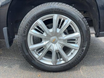 2022 Chevrolet Silverado 1500 Crew Cab Standard Box 4-Wheel Drive High Country