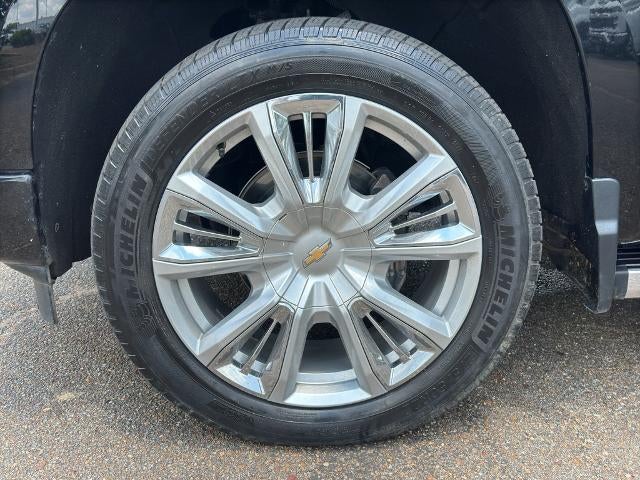 2022 Chevrolet Silverado 1500 Crew Cab Standard Box 4-Wheel Drive High Country