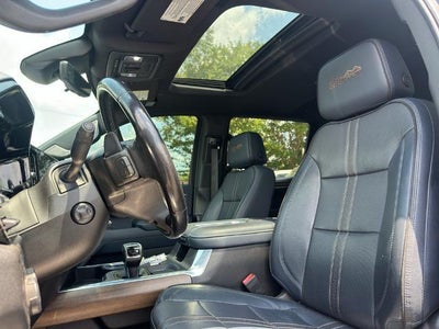 2022 Chevrolet Silverado 1500 Crew Cab Standard Box 4-Wheel Drive High Country