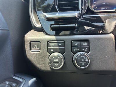 2022 Chevrolet Silverado 1500 Crew Cab Standard Box 4-Wheel Drive High Country