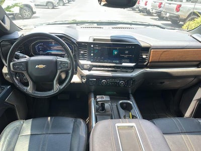 2022 Chevrolet Silverado 1500 Crew Cab Standard Box 4-Wheel Drive High Country