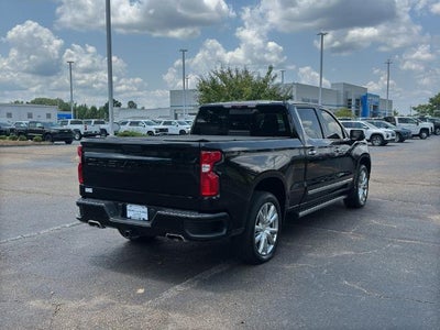 2022 Chevrolet Silverado 1500 Crew Cab Standard Box 4-Wheel Drive High Country