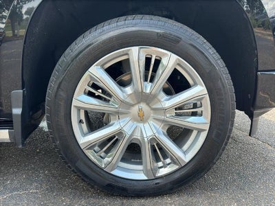 2022 Chevrolet Silverado 1500 Crew Cab Standard Box 4-Wheel Drive High Country