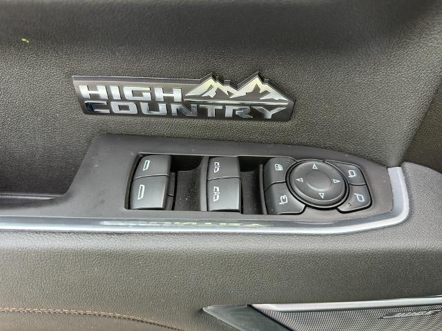 2025 Chevrolet Silverado 1500 Crew Cab Short Box 4-Wheel Drive High Country