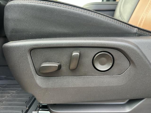 2025 Chevrolet Silverado 1500 Crew Cab Short Box 4-Wheel Drive High Country