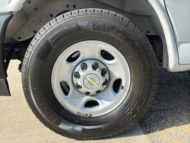 2020 Chevrolet Express Cargo Van 2500 Regular Wheelbase Rear-Wheel Drive