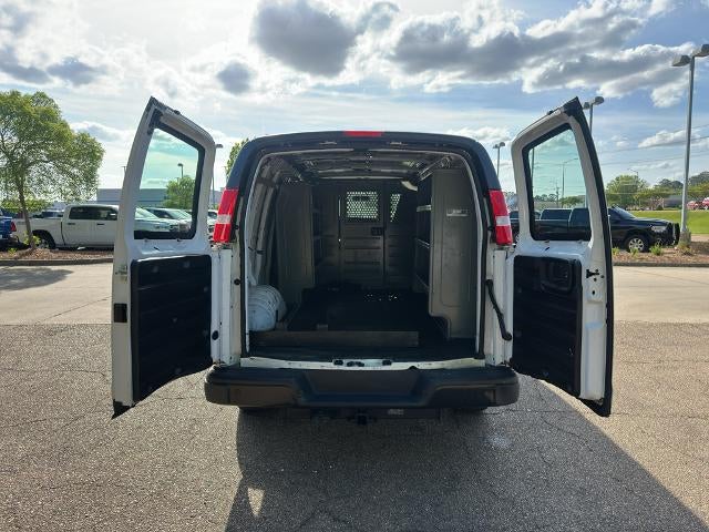2020 Chevrolet Express Cargo Van 2500 Regular Wheelbase Rear-Wheel Drive
